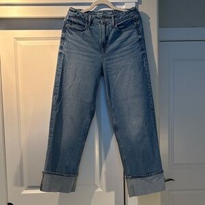 Hi-Rise Cuffed Jeans